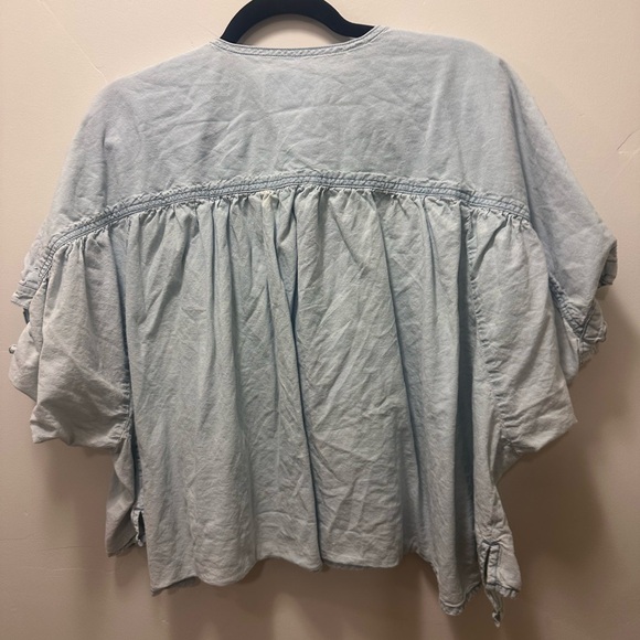 Lucky Brand Chambray Tassel Tie Crop Top size Large - Picture 2 of 4